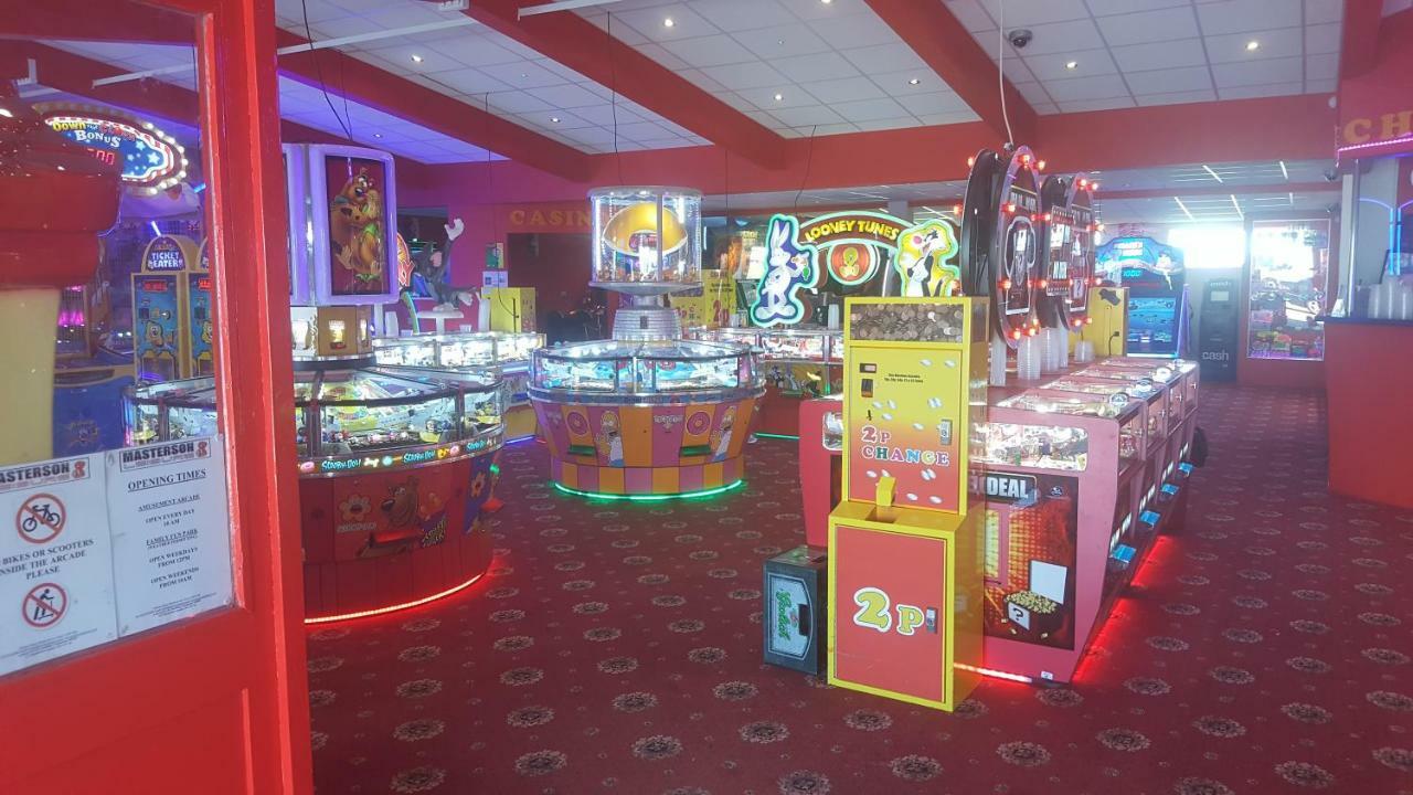 Caravan Beach Holiday Hotel Saint Osyth ภายนอก รูปภาพ