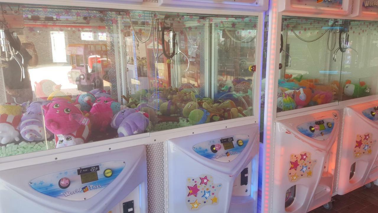 Caravan Beach Holiday Hotel Saint Osyth ภายนอก รูปภาพ
