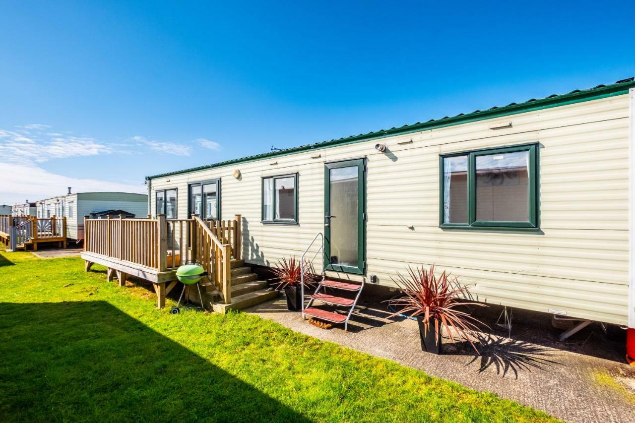 Caravan Beach Holiday Hotel Saint Osyth ภายนอก รูปภาพ